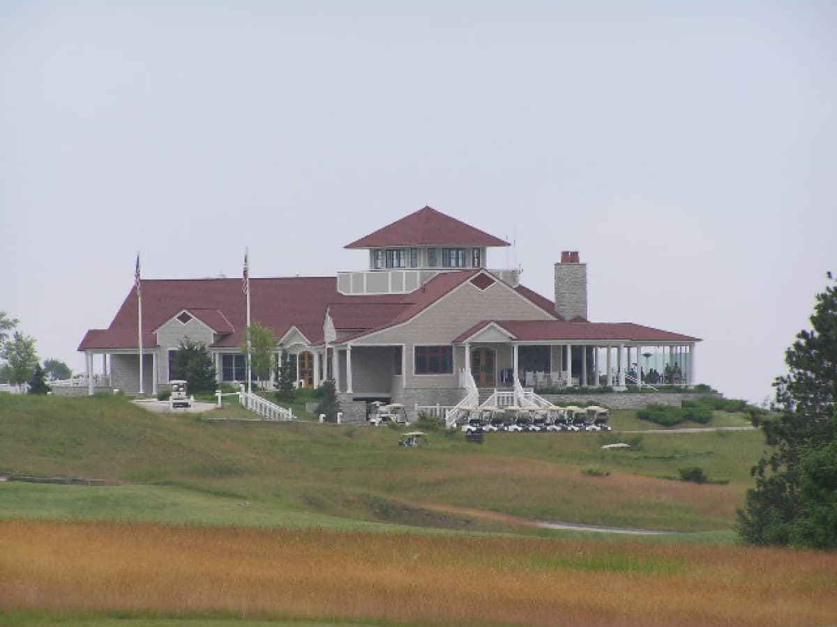 Arcadia Bluffs Golf Club (Bluffs Course) in Michigan