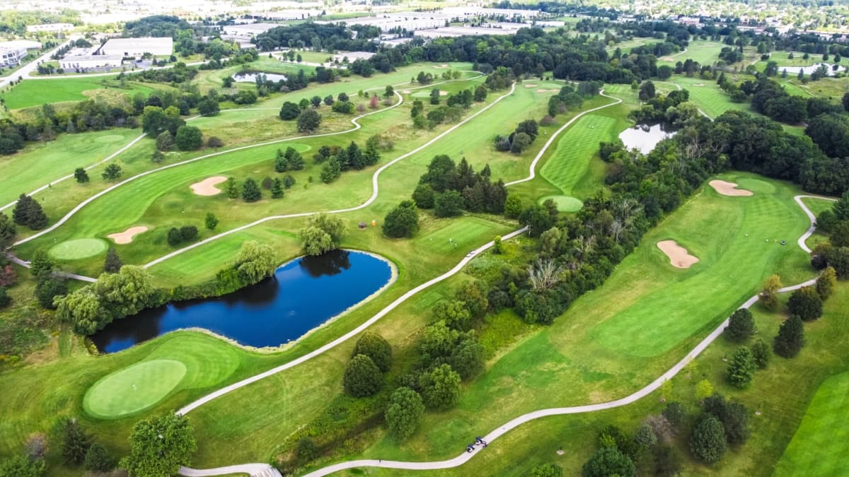 Oakwood Park Golf Course in Milwaukee, Wisconsin
