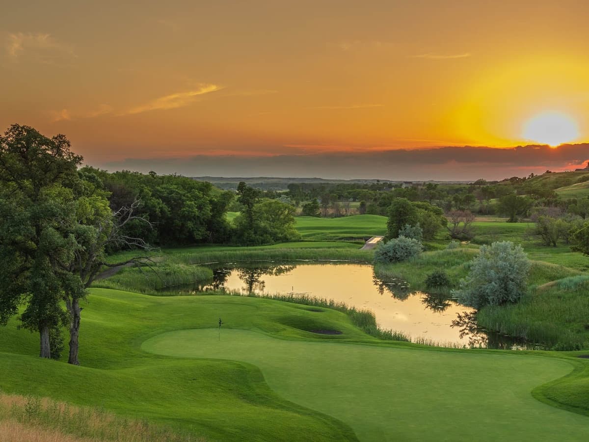 Hawktree Golf Club in North Dakota