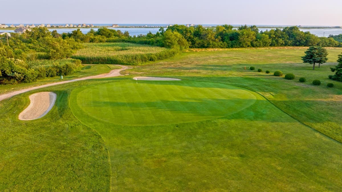 Winnapaug Country Club in Rhode Island