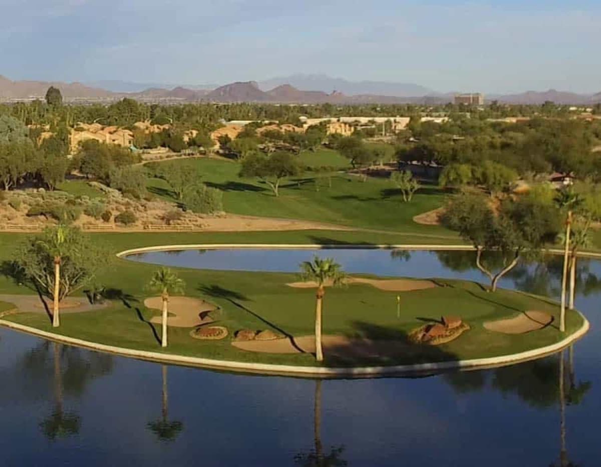 Signature hole with water at Scottsdale Silverado Golf Club, Arizona