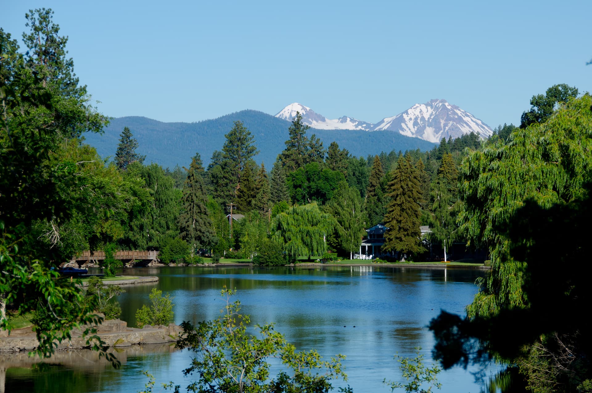 Drake Park and Mirror Pond in Bend, OR